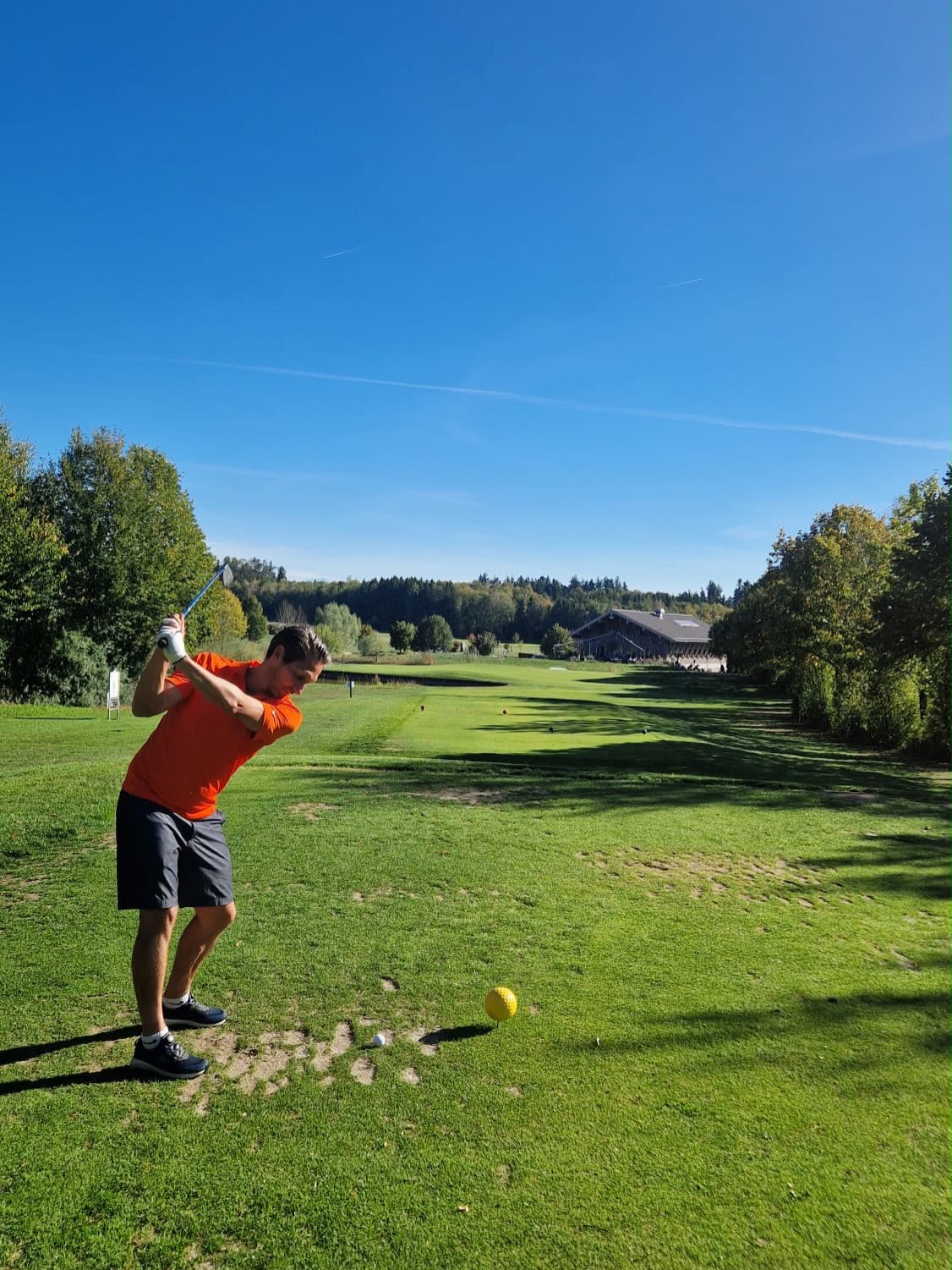⛳ F.C. Red Star Golf Trophy – Premiere geglückt! ☀️

24 Golfer:innen, gut 50 Jahre Altersunterschied und ein Fotofinish 